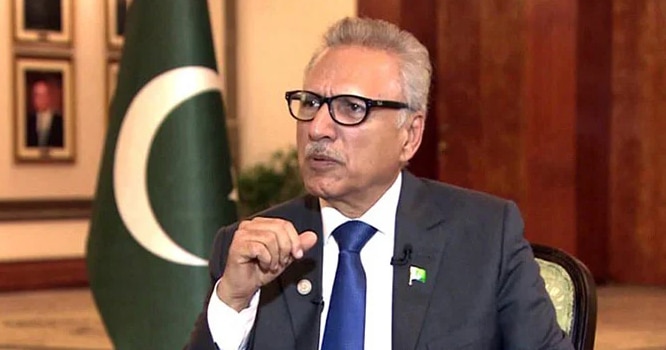 'Not such a bad idea' to appoint next army chief beforehand: President Arif Alvi