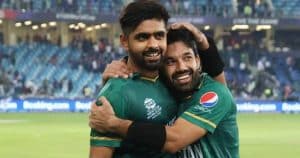 Mike Hesson reveals why Babar & Rizwan dropped from team!