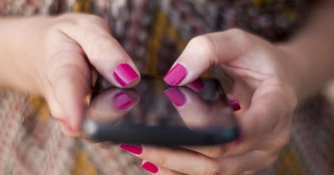 Study shows 80pc people lie on dating apps