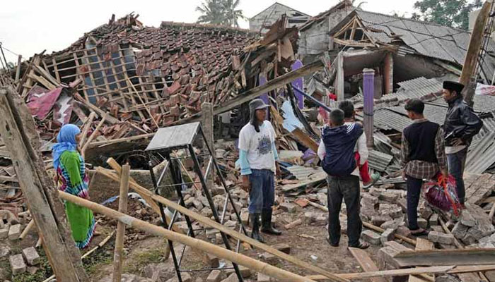 Death toll from Indonesia's earthquake rises to 252