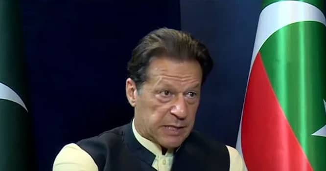 Imran Khan to sue Umar Zahoor, private news channel & anchor over gift sale allegations