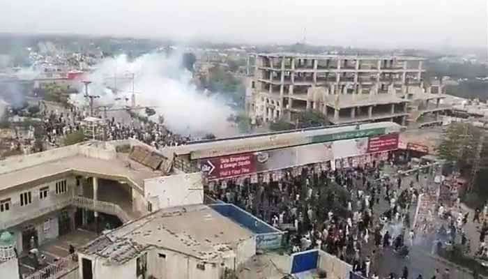 Case registered against PTI's ex-MPA, 11 others for blocking GT Road