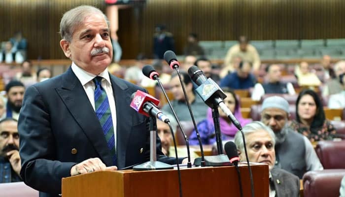 No talks with Imran Khan unless he apologises to public: PM Shehbaz