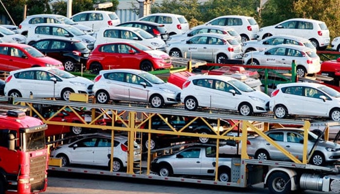 'Prices of 1,800cc imported vehicles likely to drop due to end of regulatory duty'