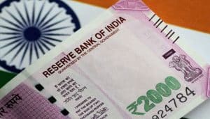 Here's why India is withdrawing 2,000-rupee notes
