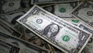 Slight decline in value of US dollar recorded