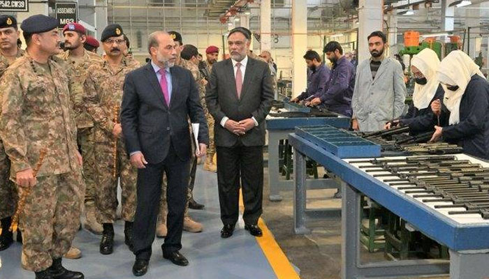 COAS commends POF's integral role in National Security & Economy