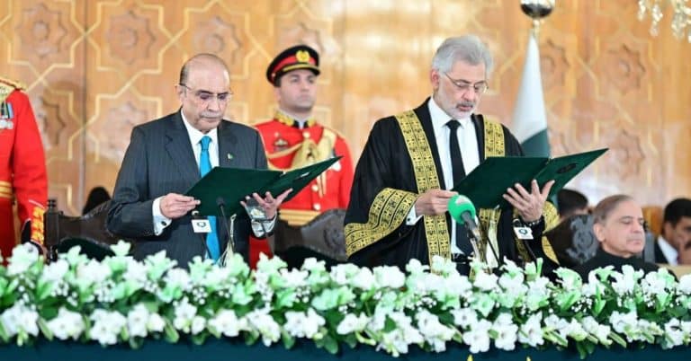 Asif Ali Zadari takes oath President of Pakistan