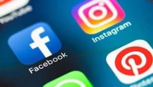 FBR to take action against THESE 100,000 social media influencers!