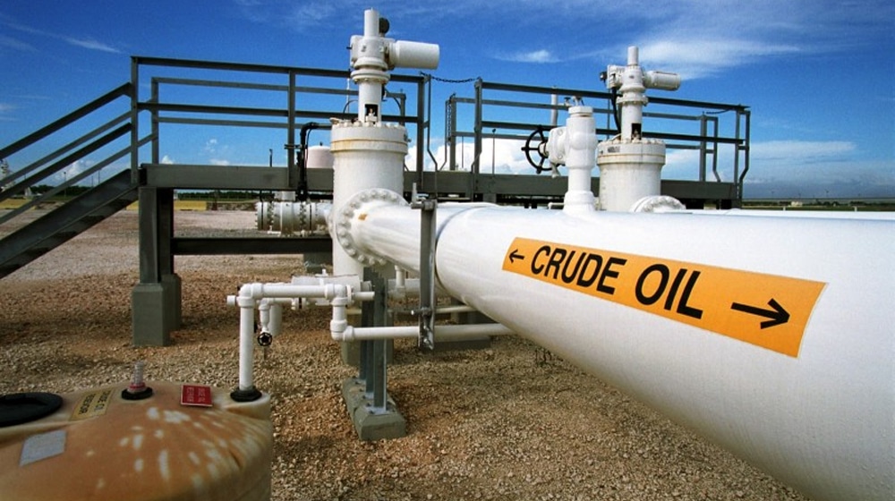 Brent crude falls over 10%, easing pressure on energy sector
