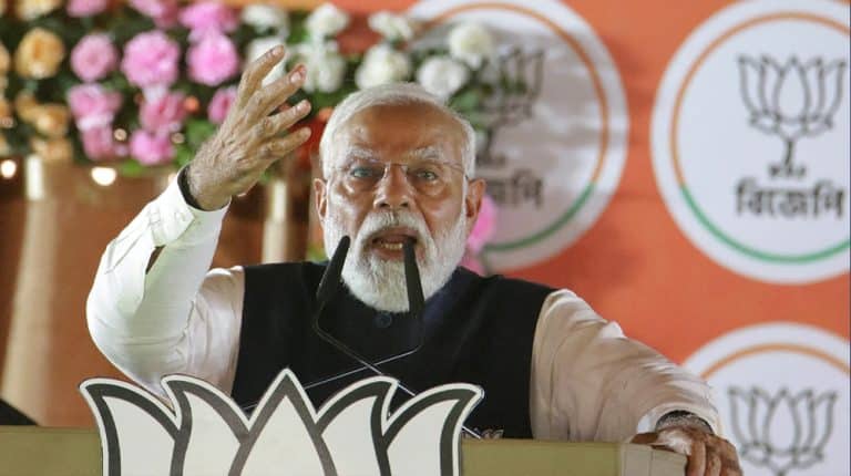 Modi urges Indians to avoid gold buying, save fuel