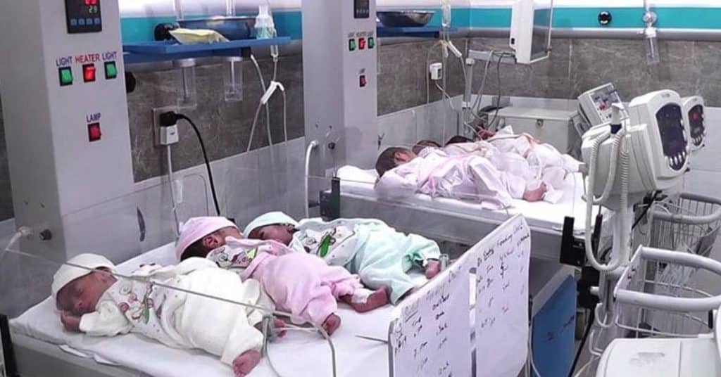 Woman gives birth to six babies in Rawalpindi