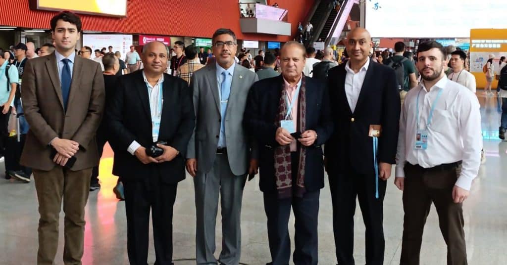 Nawaz sharif arrives China