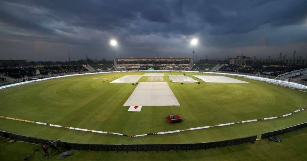 Rain likely to play spoilsport in Pak vs NZ clash