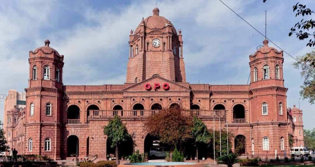 Pakistan Post faces loss of 500 million