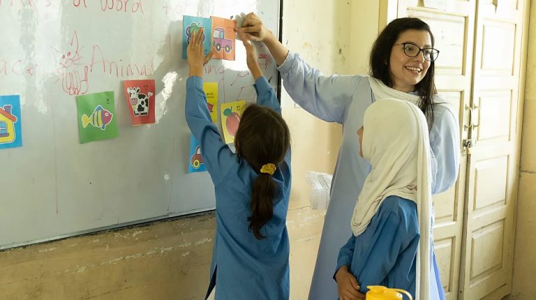 Govt launches App to monitor teachers performance across Punjab