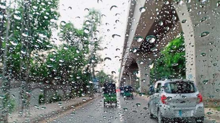 Light rain, cold wind expected at upper parts of Pakistan