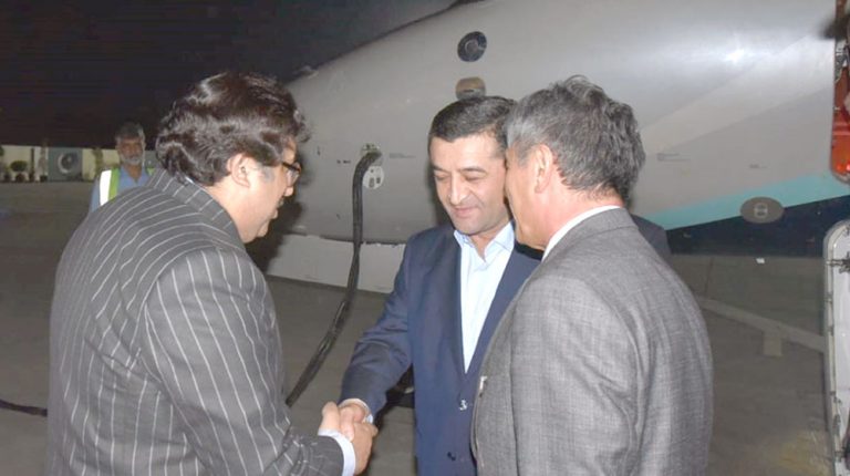 Uzbek FM reaches Pakistan