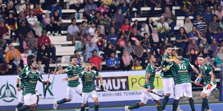 Pakistan Malaysia in Azlan Shah Cup
