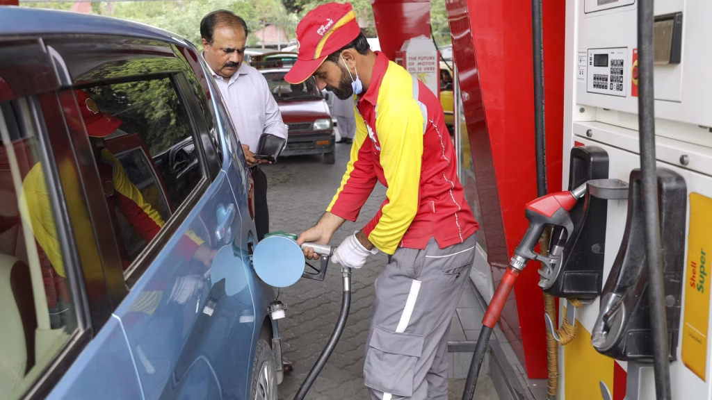 Petroleum dealers to shut down pumps nationwide on March 4