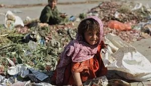 Nearly 29 out Of 100 Pakistanis living below poverty line
