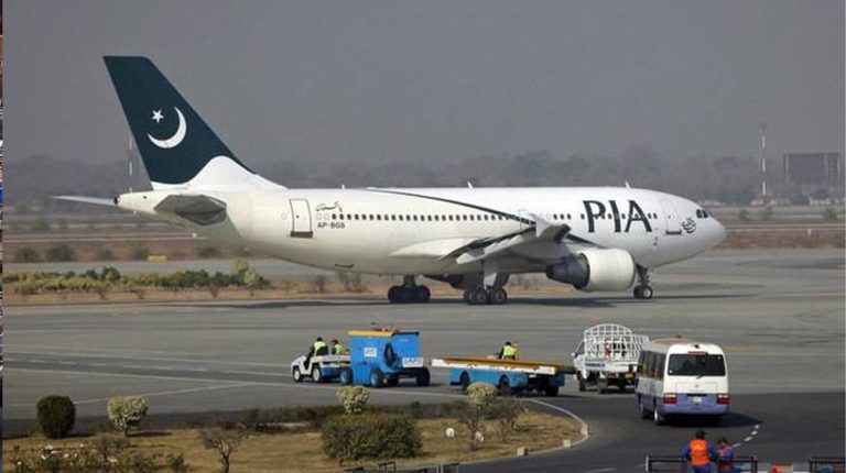 Hajj flight makes emergency landing in Oman