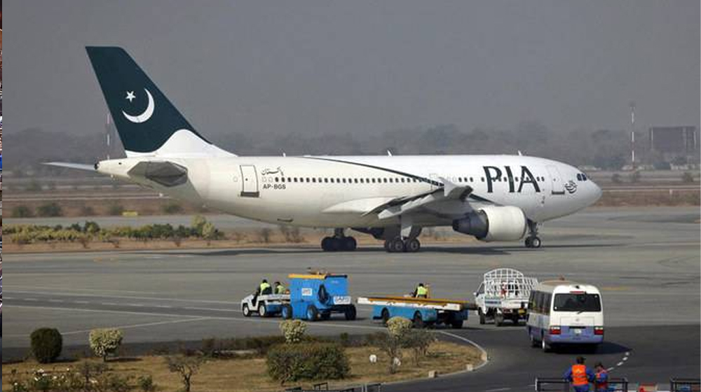 Hajj flight makes emergency landing in Oman