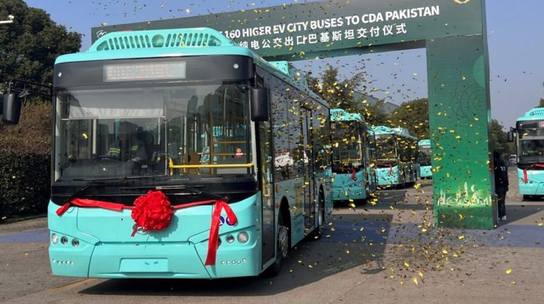 electric buses arrives