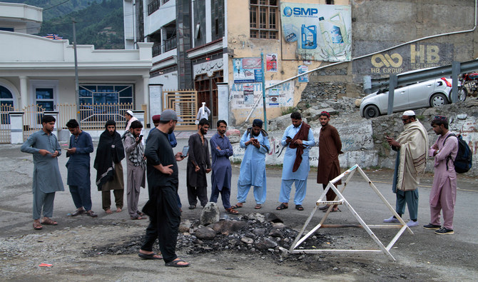 Police arrest 27 suspects in mob lynching