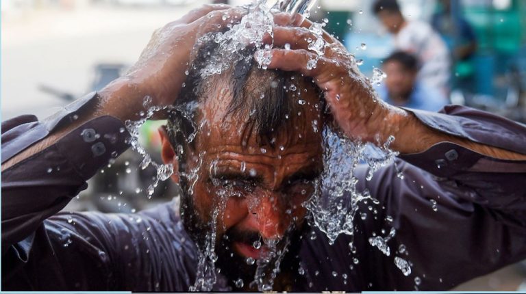 Met department issues heat wave alert