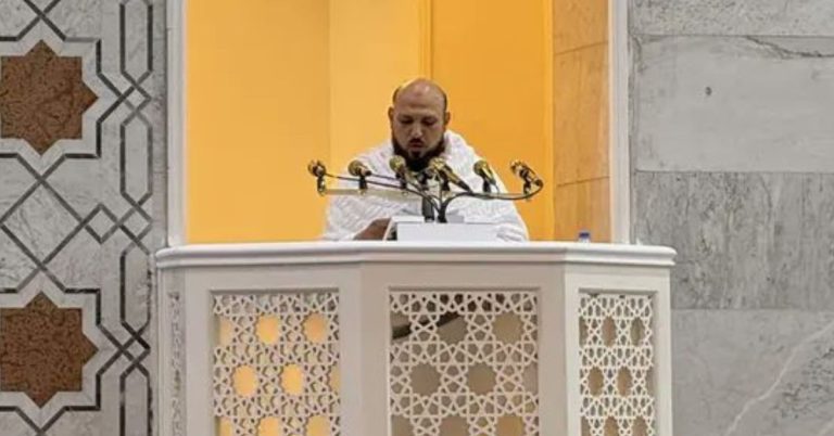 Hajj sermon at Mount Arafat