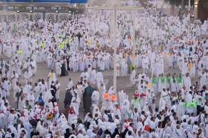 Millions of Pilgrims Gather for Wuqoof-e-Arafat as Hajj Rituals Continue