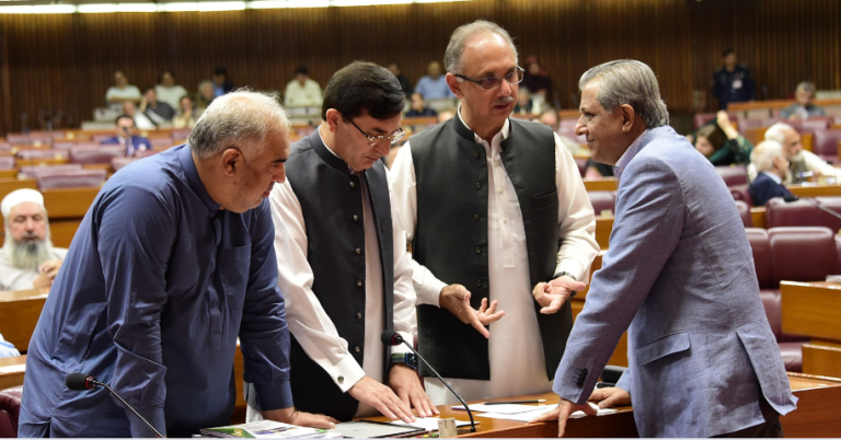 Opposition against Operation Azm-e-Istehkam