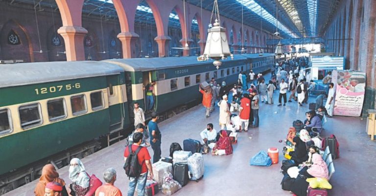 Eid ul Fitr 2025: Pakistan Railways unveils three special trains