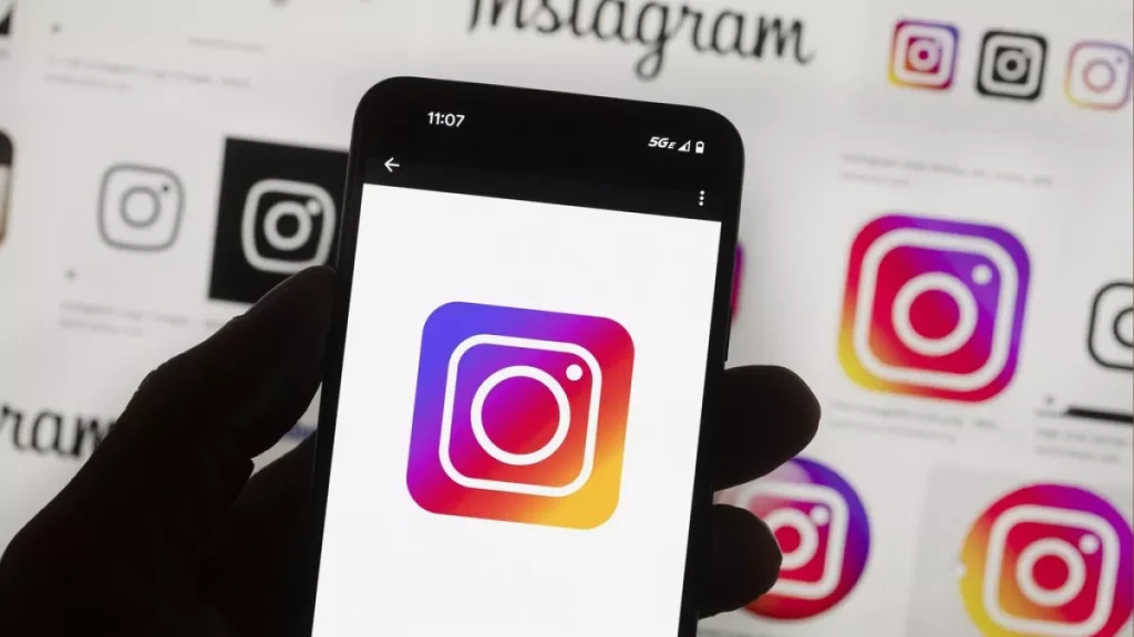 Turkey blocks access to Instagram