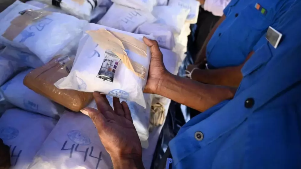 ANF seizes 700kg of Methamphetamine at Karachi port