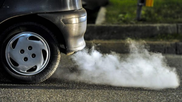 Govt to intensify crackdown on smoke emitting vehicles