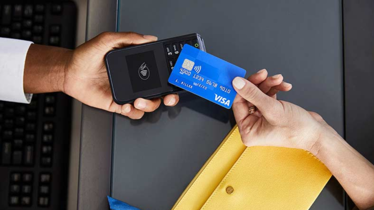 Digital visa system for UK