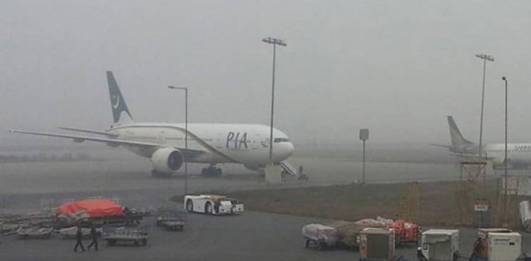 30 flights affected across Pakistan