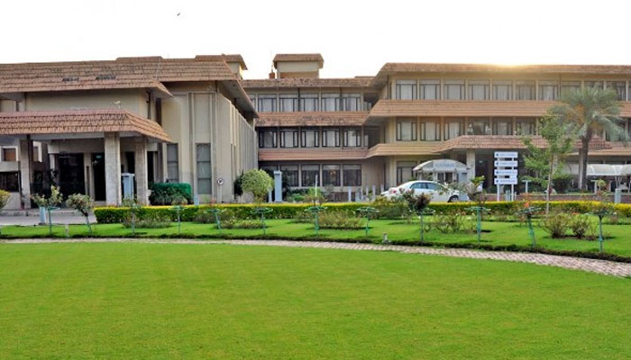 Senate raises questions over fee differences of Islamabad Club