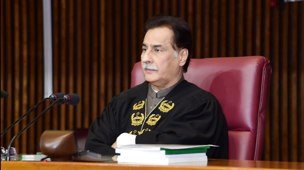 Ayaz felicitates Christian community on Christmas