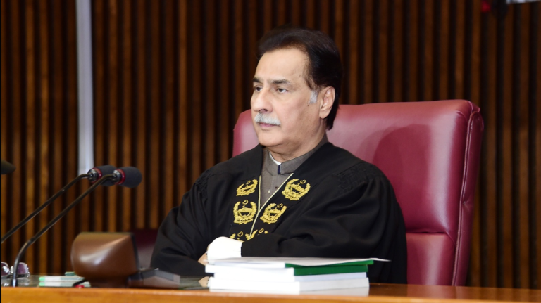 Ayaz felicitates Christian community on Christmas