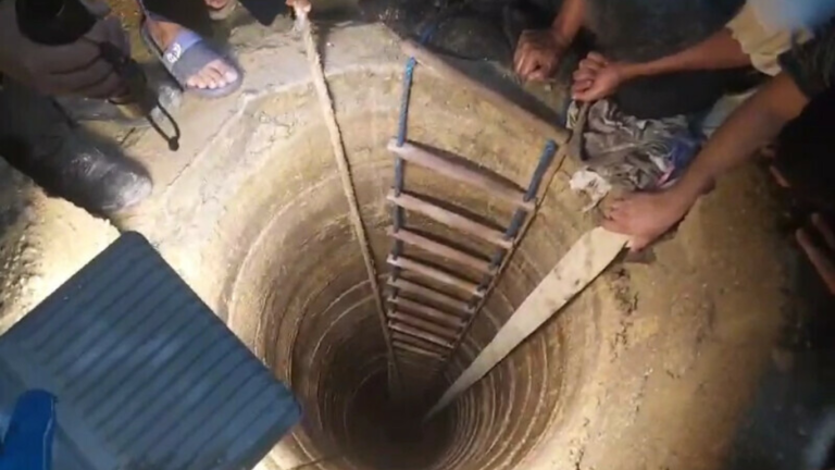 Well accident claims three lives in Karachi, community Outrages over rescue failure
