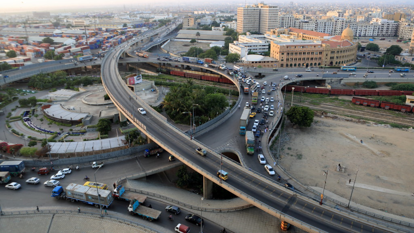 Karachi weather update PMD forecasts hot weather to prevail in port