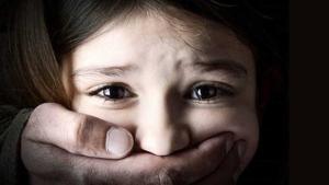 10-year-old girl kidnapped from train after suspects drugged family