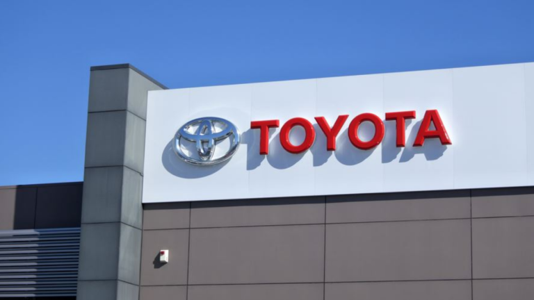 Toyota announces major price reduction for all its vehicles