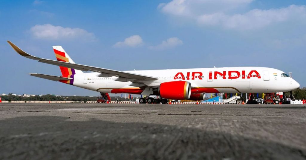 Pakistan prolongs airspace ban on Indian flights for another month