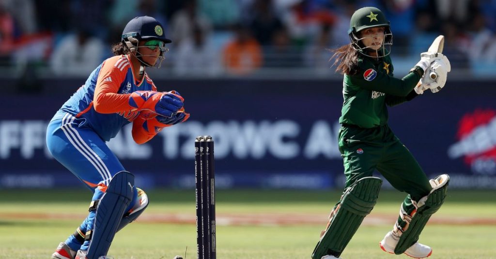 India women eases past Pakistan
