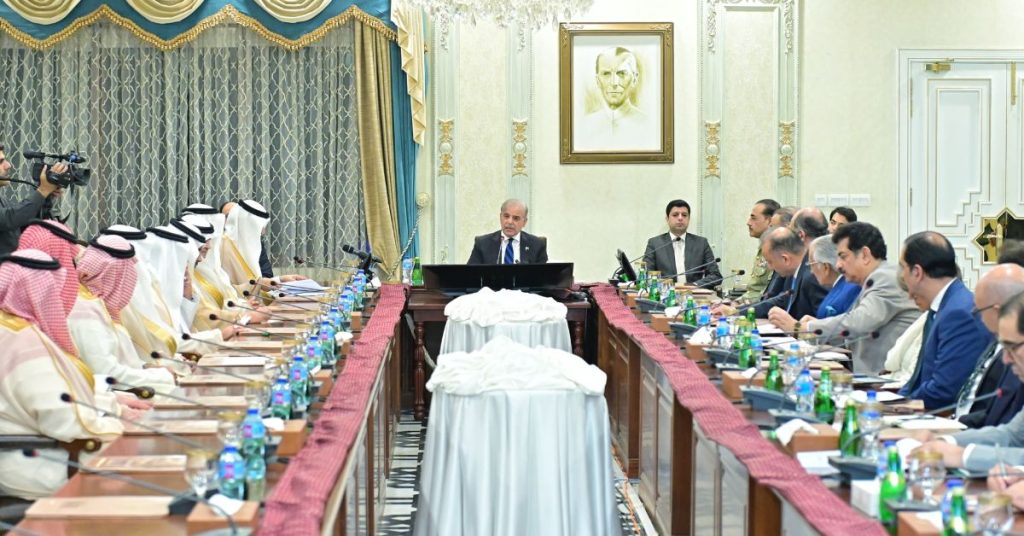 Pakistan Saudi Arabia ink 27 MoUs