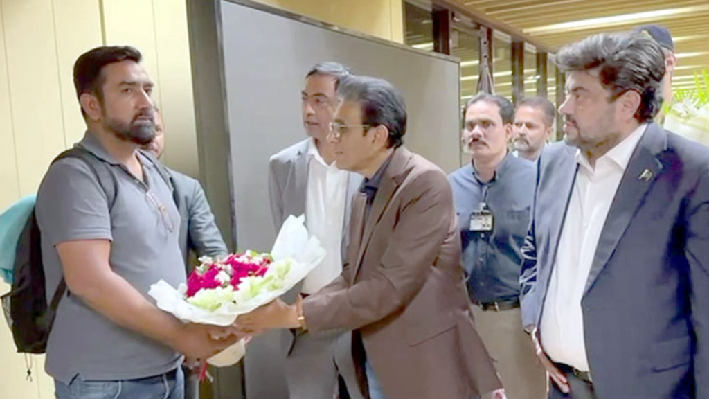 71 Pakistani Nationals evacuated from Lebanon, Syria arrive safely in Karachi